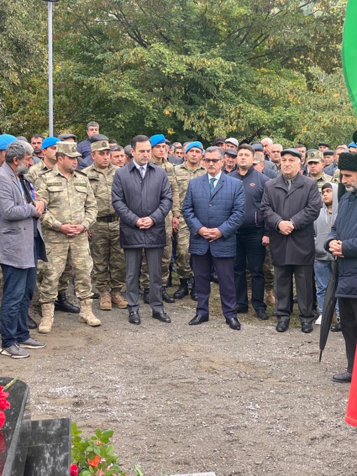 Novruz Aslanov şəhid ailələrini ziyarət etdi - FOTOLAR